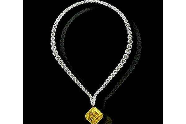 Leviev's Vivid Yellow Diamond Pendant